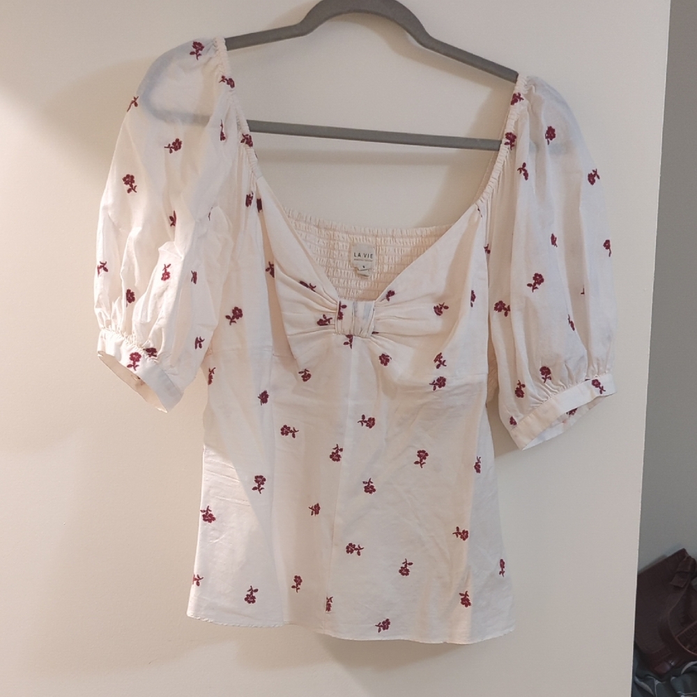 White Floral Puff Sleeve Top